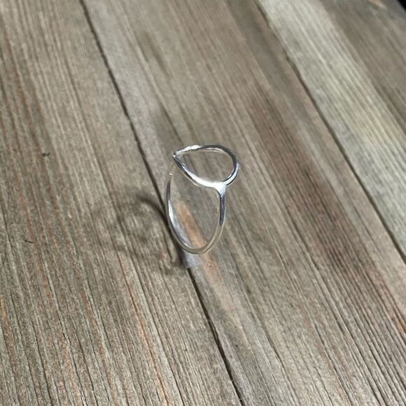 Tiny Delicate  Circle Ring Sterling Silver 925 Size 8 Minimalist Jewelery - Picture 11 of 14